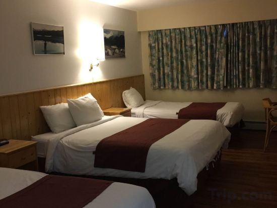 Фото Canadas Best Value Inn River View Hotel