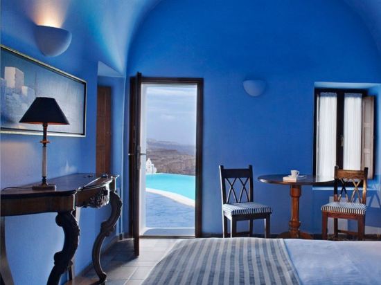 Фото Cosmopolitan Suites