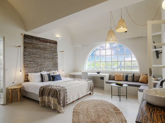 Фото Scorpios Beach Santorini