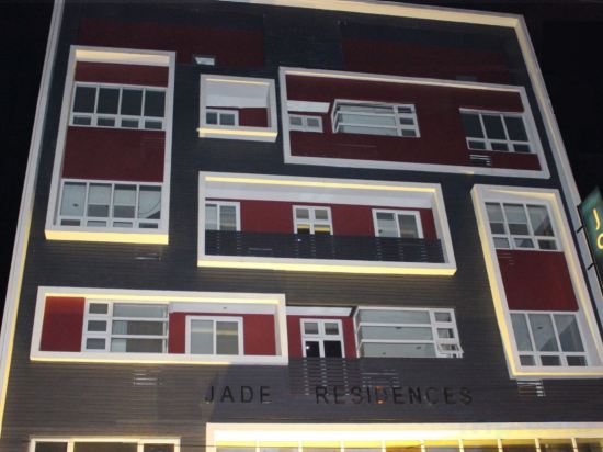 Фото Jade Hotel & Suites