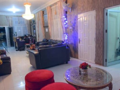 Гостиница Hotel Alifa Syariah в Паданге