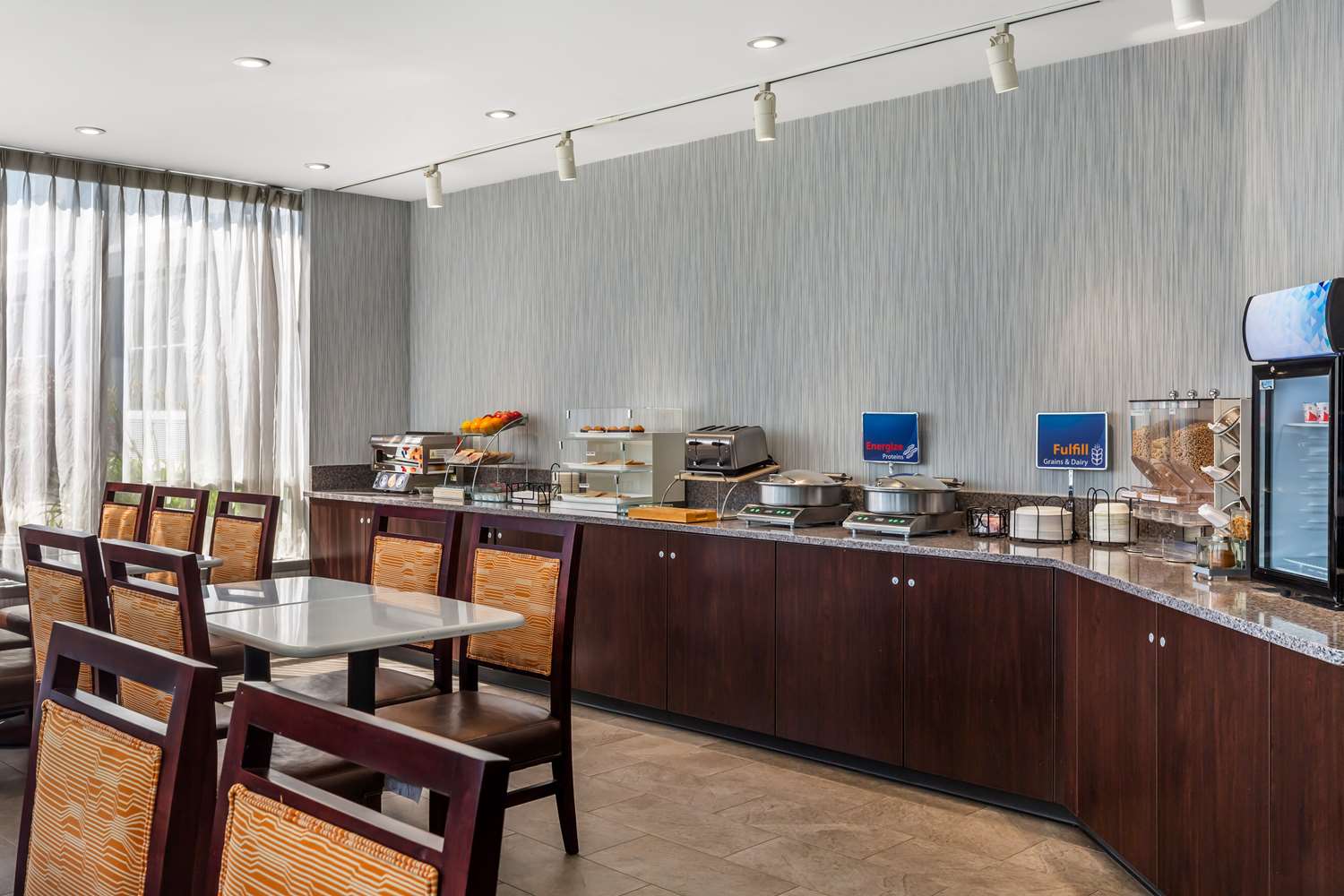 Фото Best Western Braintree Inn