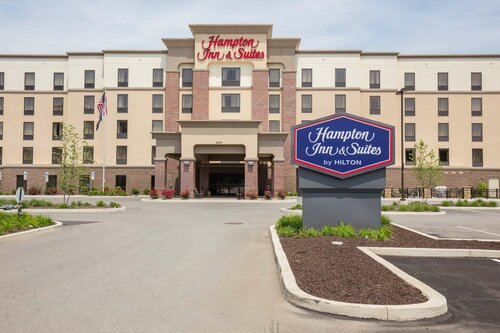 Внешний вид отеля Hampton Inn & Suites Pittsburgh/Harmarville в Питтсбурге, фото 1