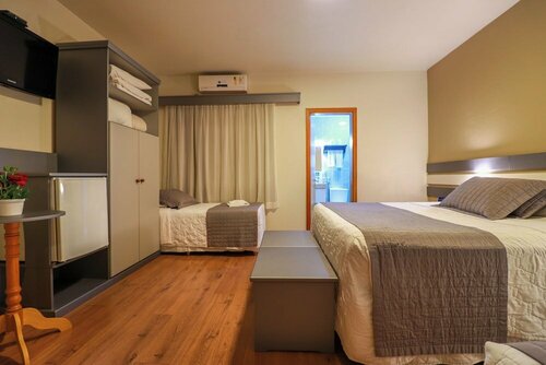 Внешний вид отеля Hotel Bertoluci в Грамаду, фото 3