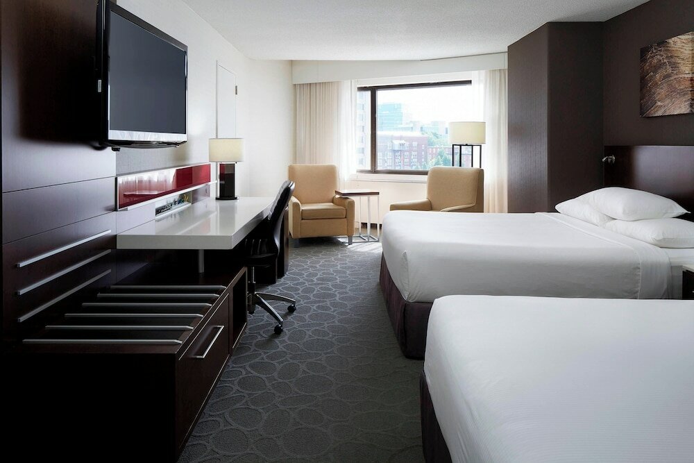 Фото Delta Hotels by Marriott Quebec