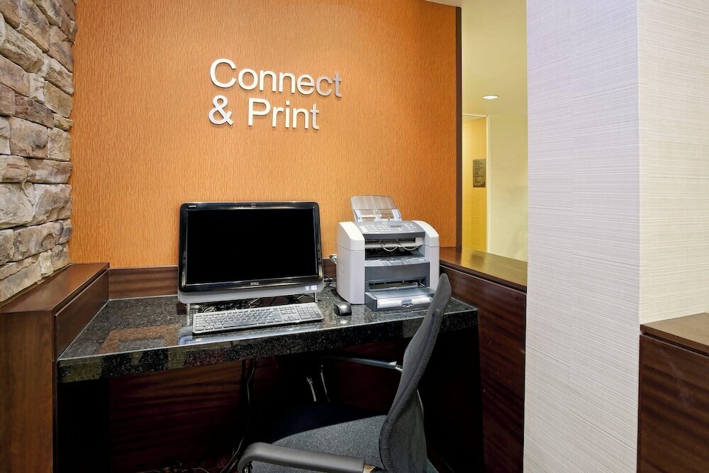 Фото Fairfield Inn and Suites by Marriott Tampa Brandon