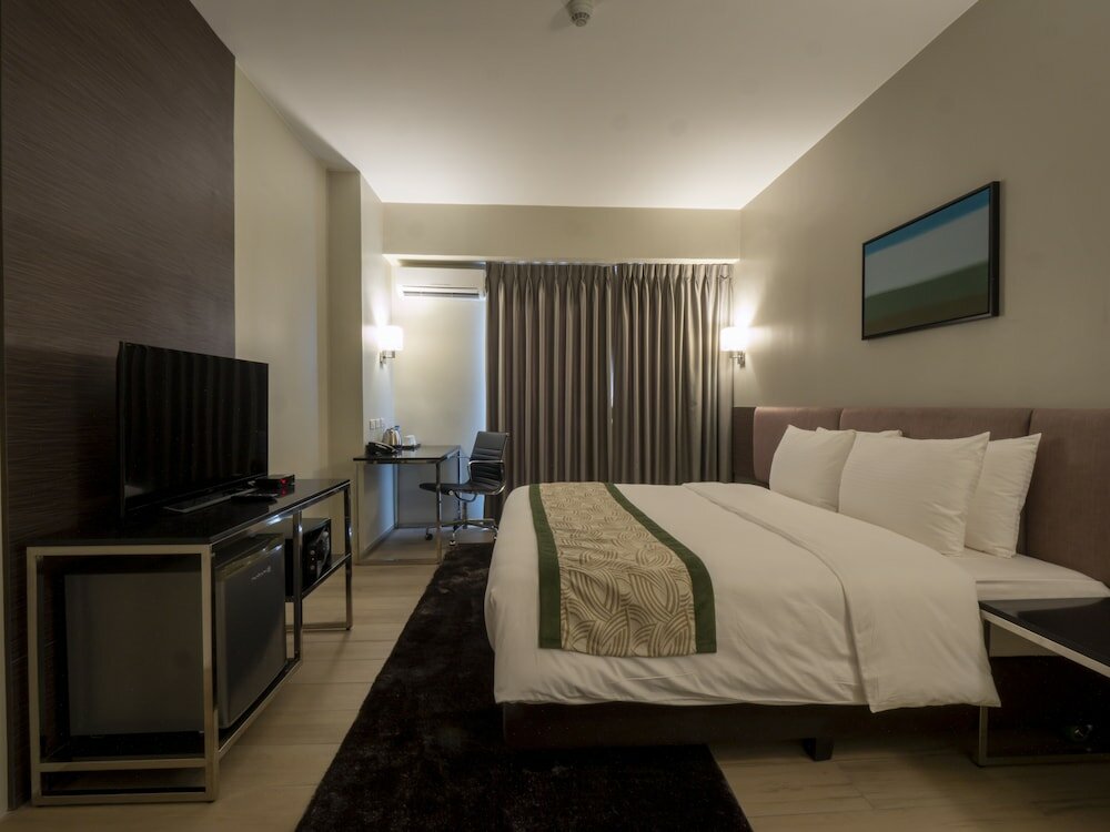 Фото Sequoia Hotel Manila Bay