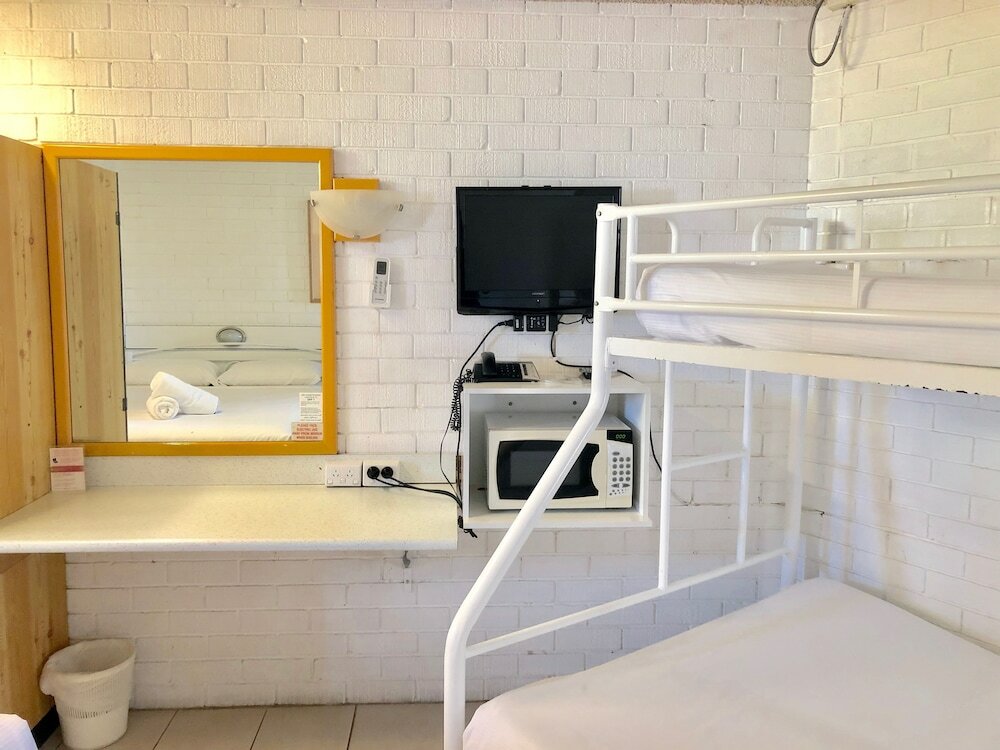 Фото Marco Polo Motor Inn Sydney Hotel