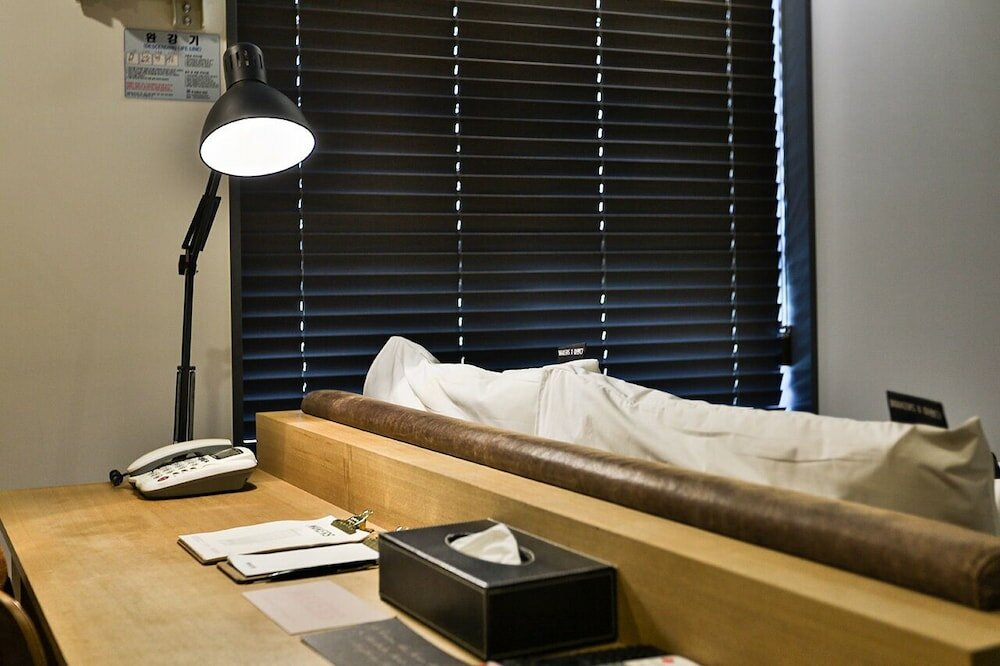 Фото Jongno Makers X Pretty Hotel