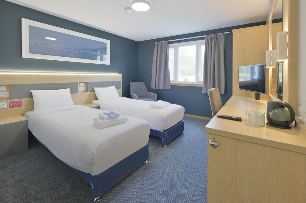 Фото Travelodge Aberdeen Bucksburn