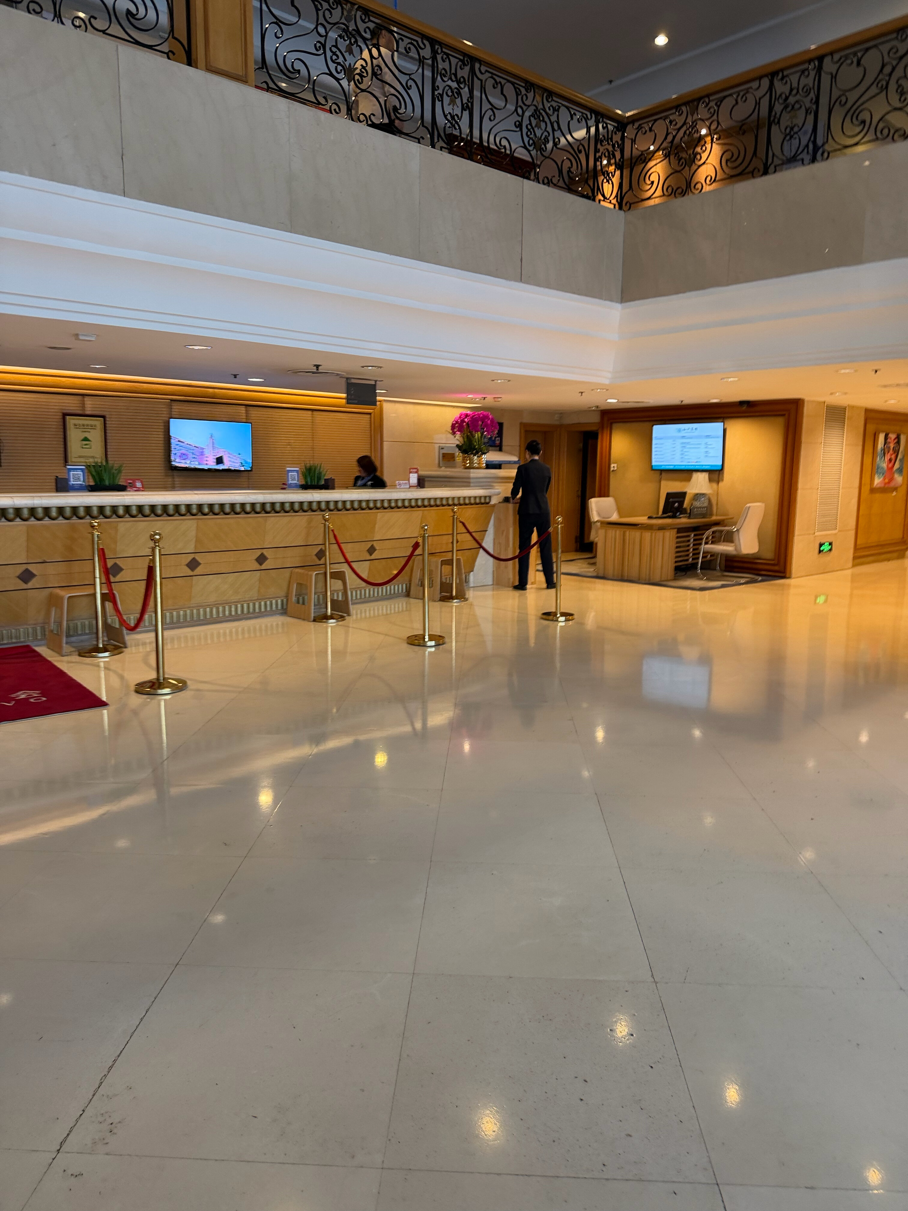 Фото Peace Hotel Beijing