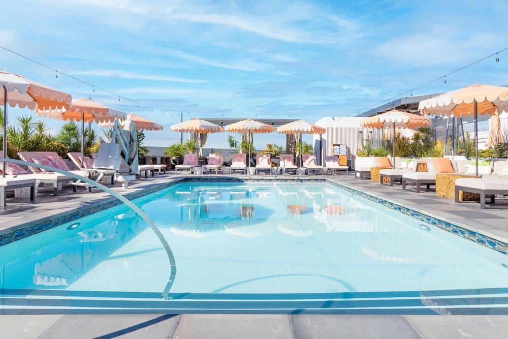 Фото The Shay, a Destination by Hyatt Hotel