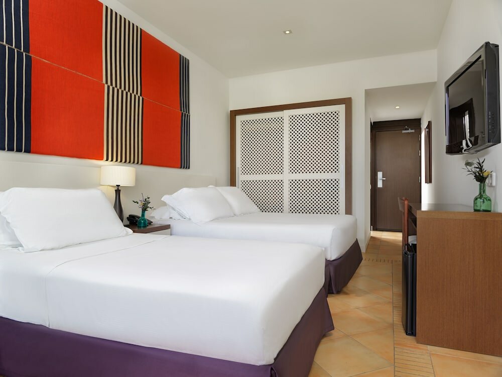 Фото H10 Vintage Salou