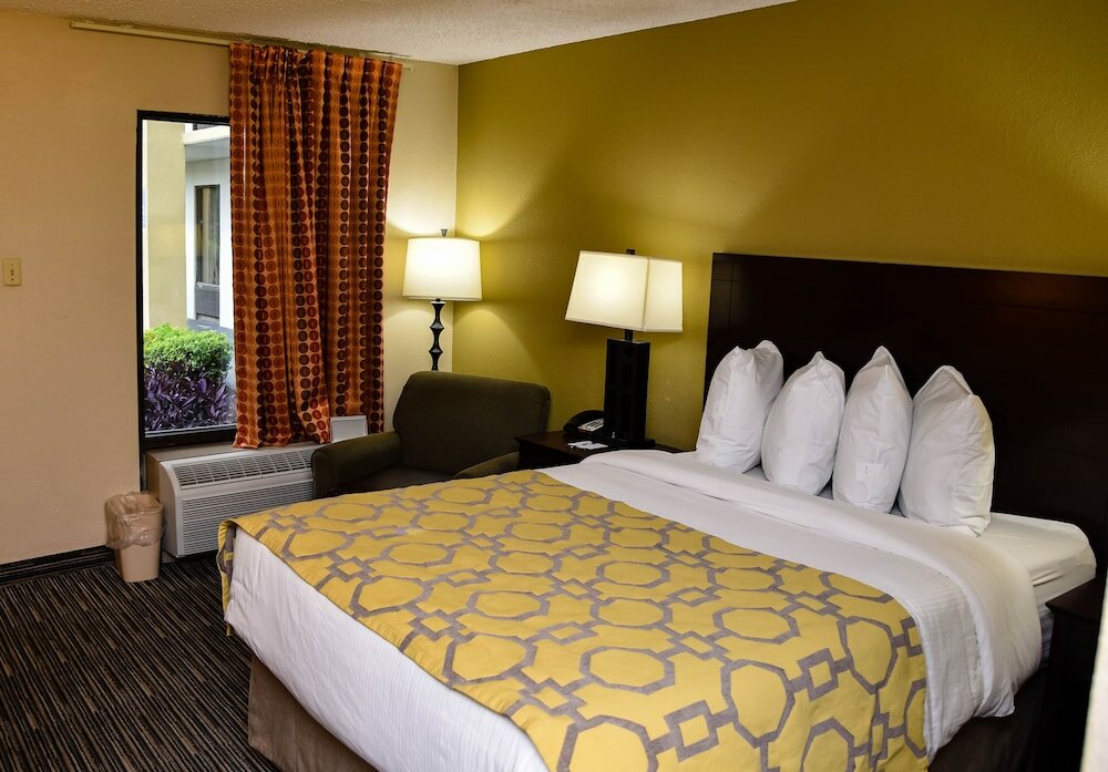 Фото Baymont by Wyndham Columbus Ga