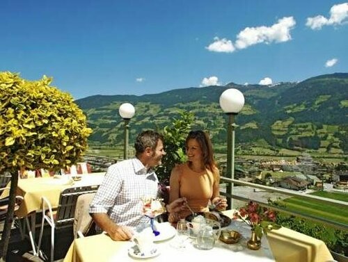 Гостиница Hotel Waldfriede в Фюгене