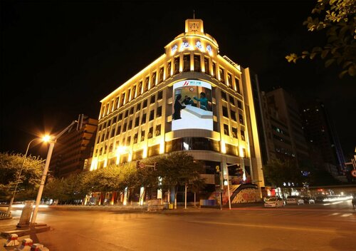 Гостиница Jinjiang Inn Urumqi Hongqi Road Branch в Урумчи