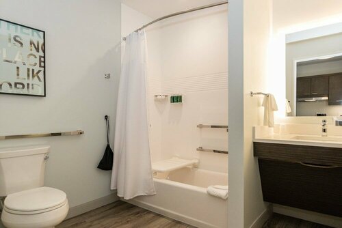 Гостиница TownePlace Suites by Marriott Port St. Lucie I-95 в Порт Сент Луси