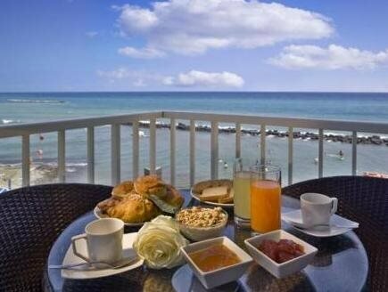 Гостиница Hotel La Baia в Диано-Марине