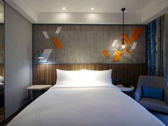 Фото Ibis Styles Medan Pattimura