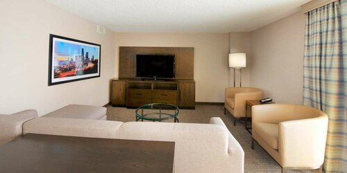 Гостиница Embassy Suites by Hilton Seattle North Lynnwood в Эдмондсе