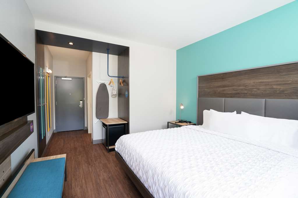 Фото Tru by Hilton Greenville
