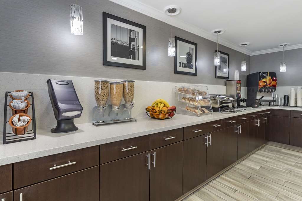 Фото Best Western Plus Vineyard Inn