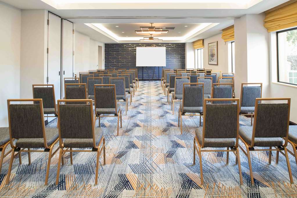 Фото Doubletree Hotel San Francisco Airport