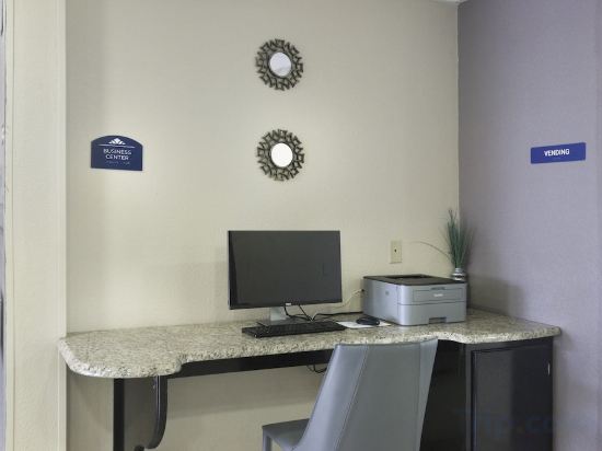 Фото Microtel Inn & Suites by Wyndham Meridian