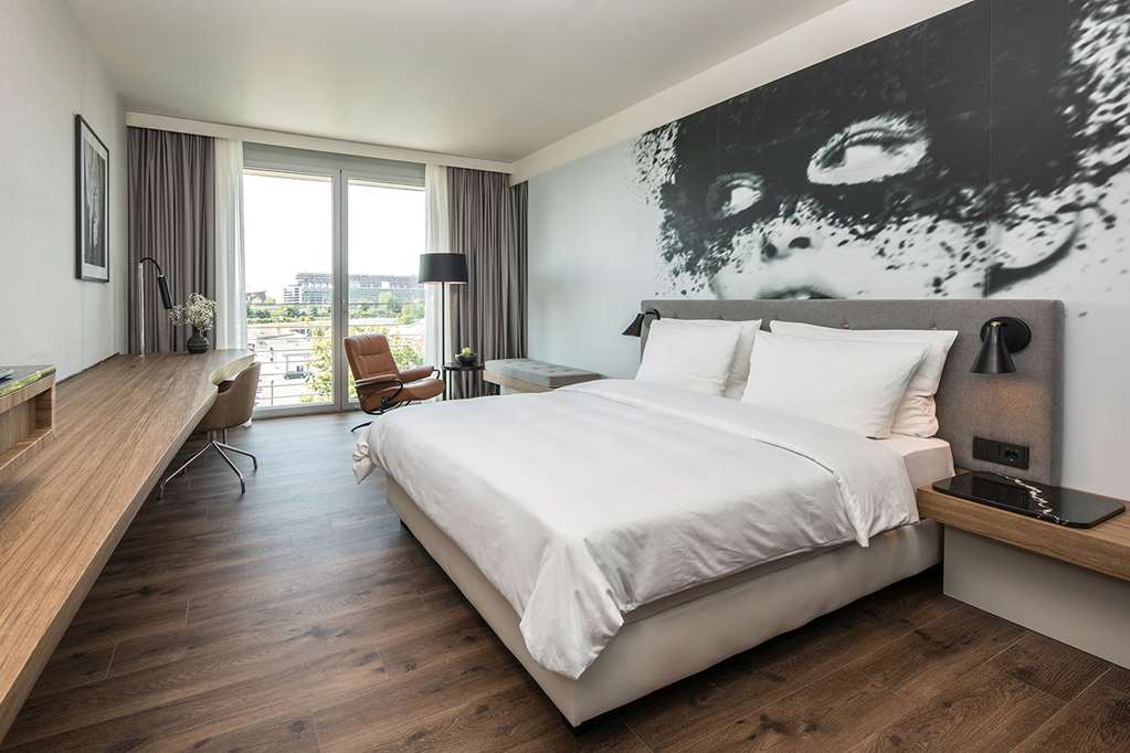 Фото Radisson Blu Hotel, Cologne