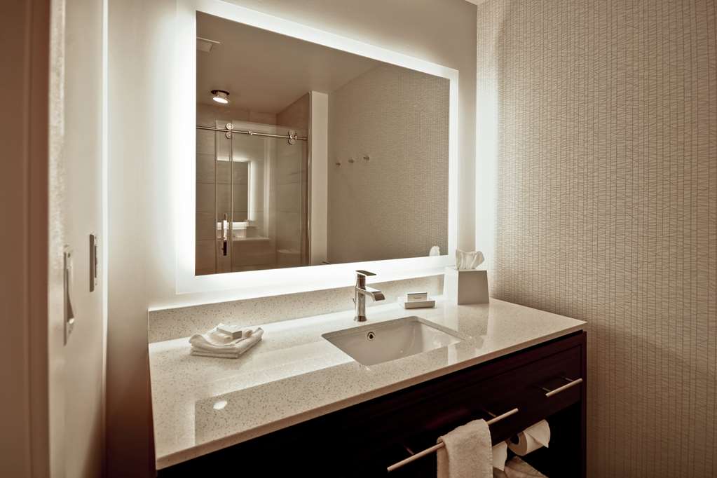 Фото Home2 Suites by Hilton Los Angeles Montebello