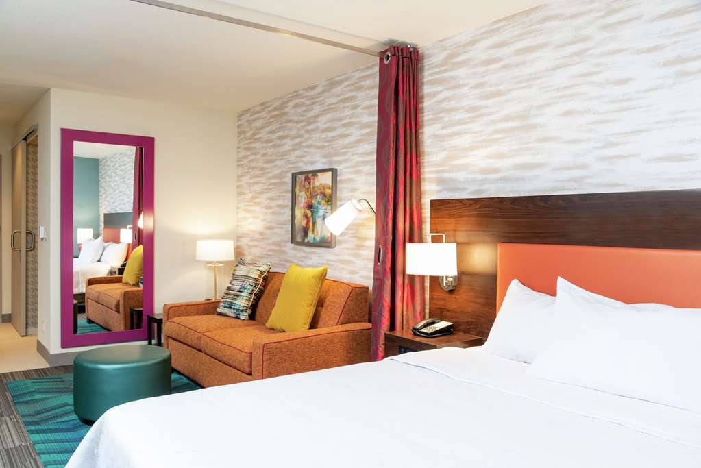 Фото Home2 Suites by Hilton Appleton