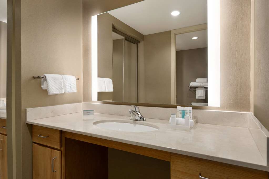 Фото Homewood Suites by Hilton University City