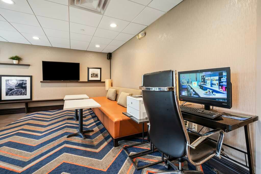 Фото Hampton Inn Ridgefield Park