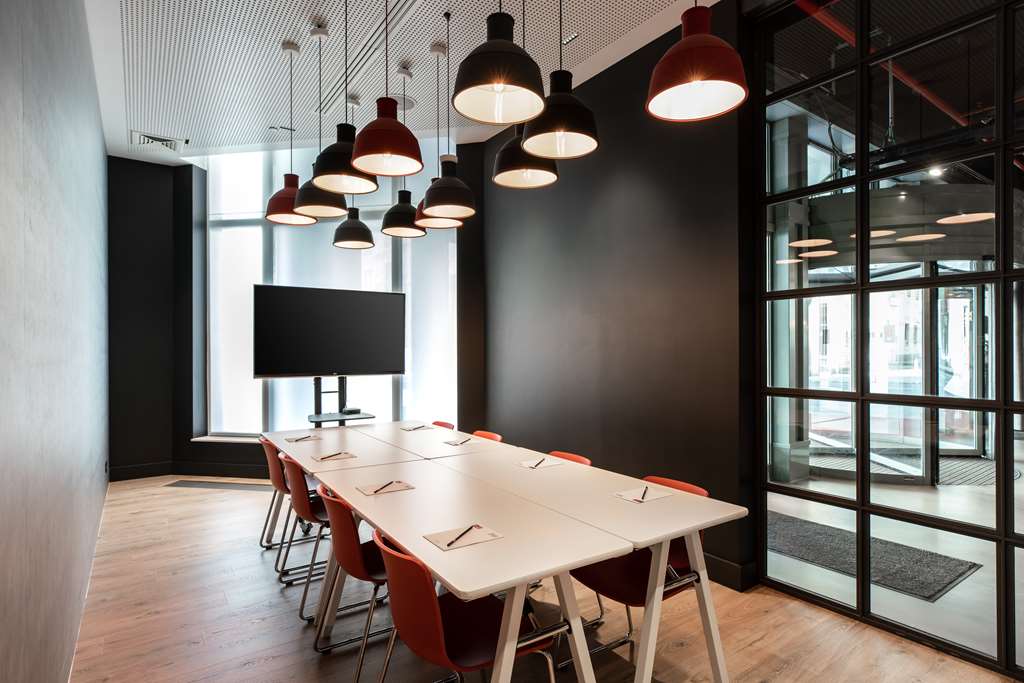 Фото Radisson Red Brussels