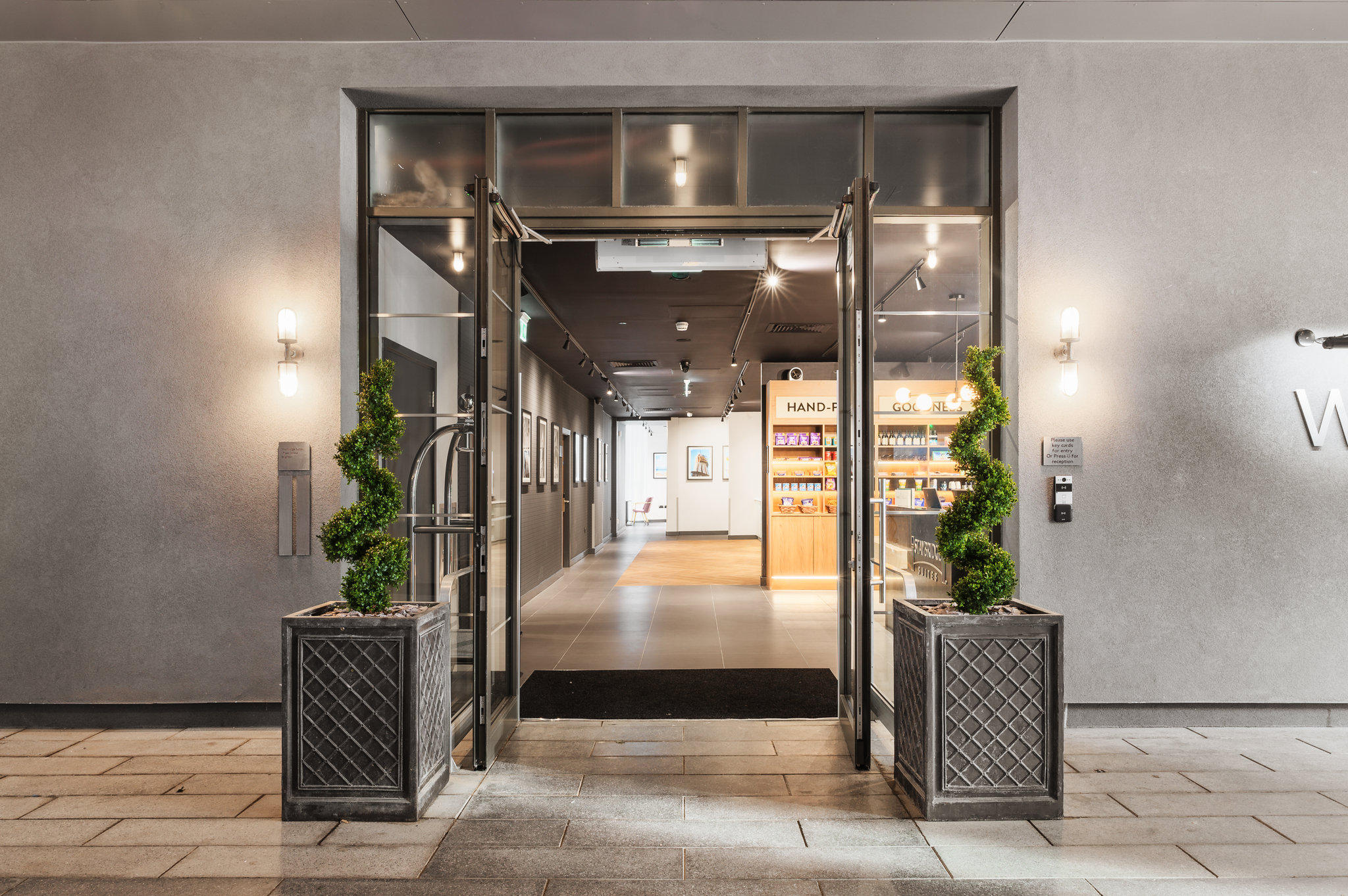 Фото 44806169125