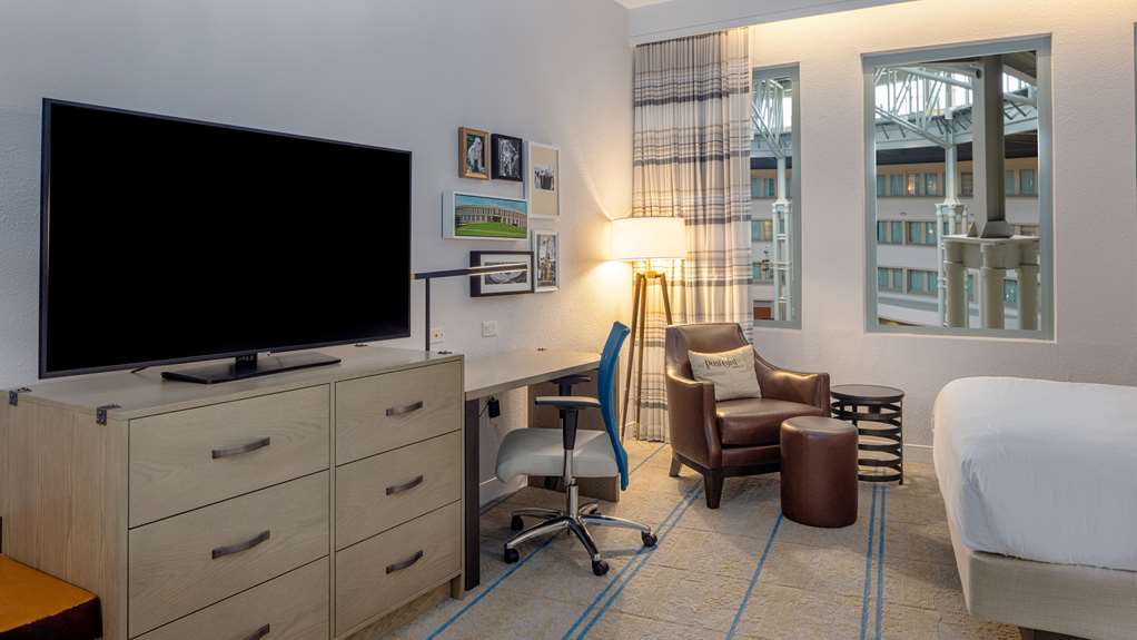 Фото Отель Hilton Austin Airport