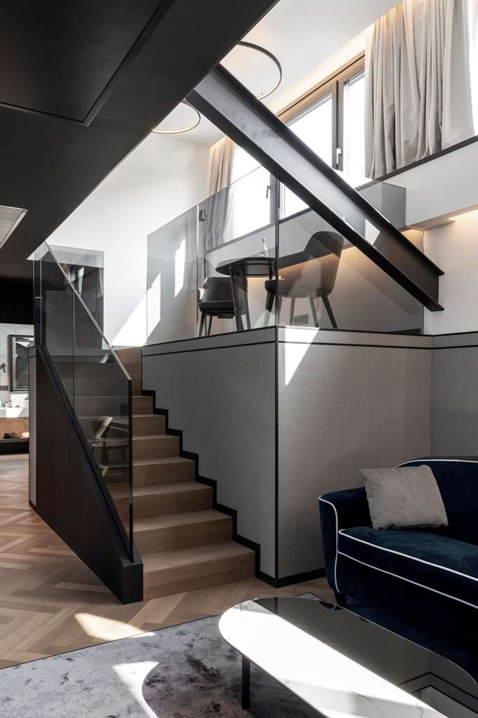 Фото Palazzo Touring Club Milan, A Radisson Collection Hotel