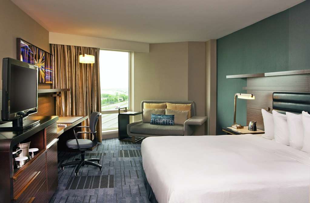 Фото Hilton Newark Airport