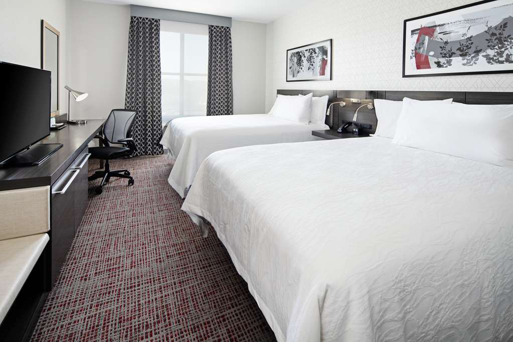 Фото Hilton Garden Inn Irvine Spectrum Lake Forest