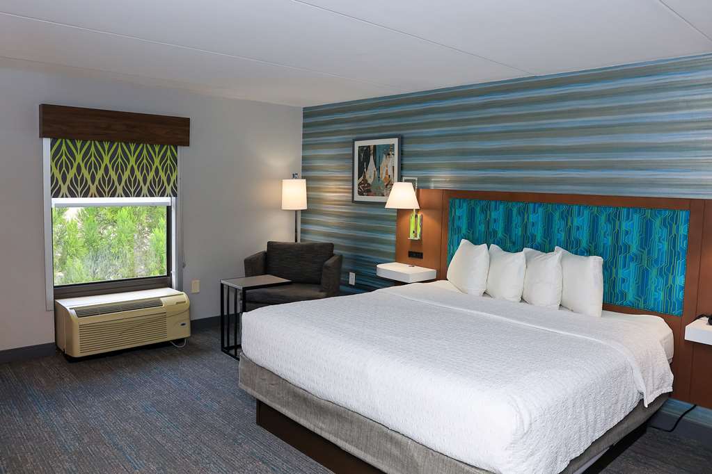 Фото Hampton Inn Atlanta-Canton