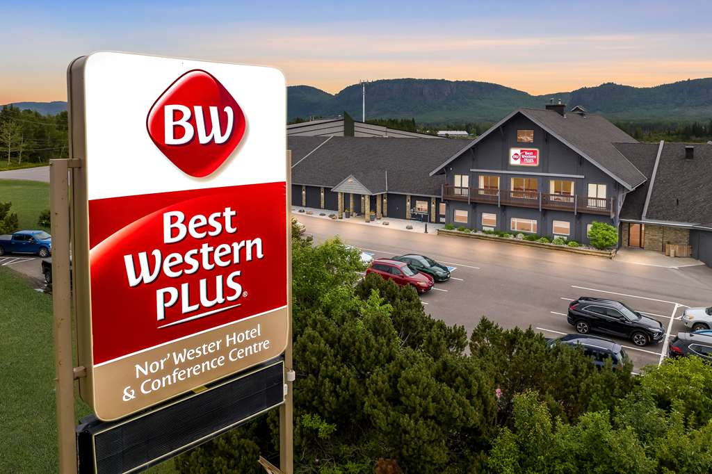 Фото Best Western Plus Nor'wester Hotel & Conference Centre