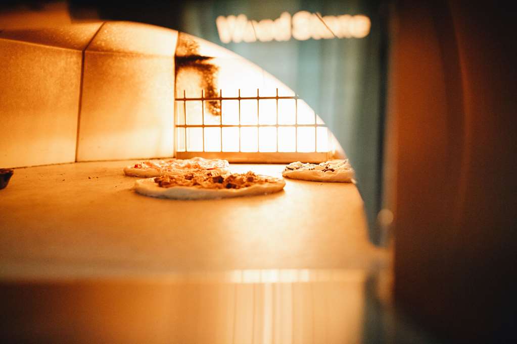 Фото The Chattanoogan Hotel, Curio Collection by Hilton