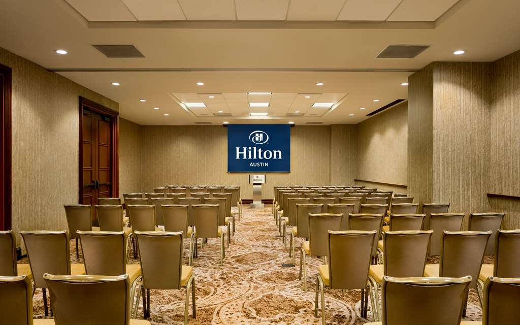 Фото Hilton Austin