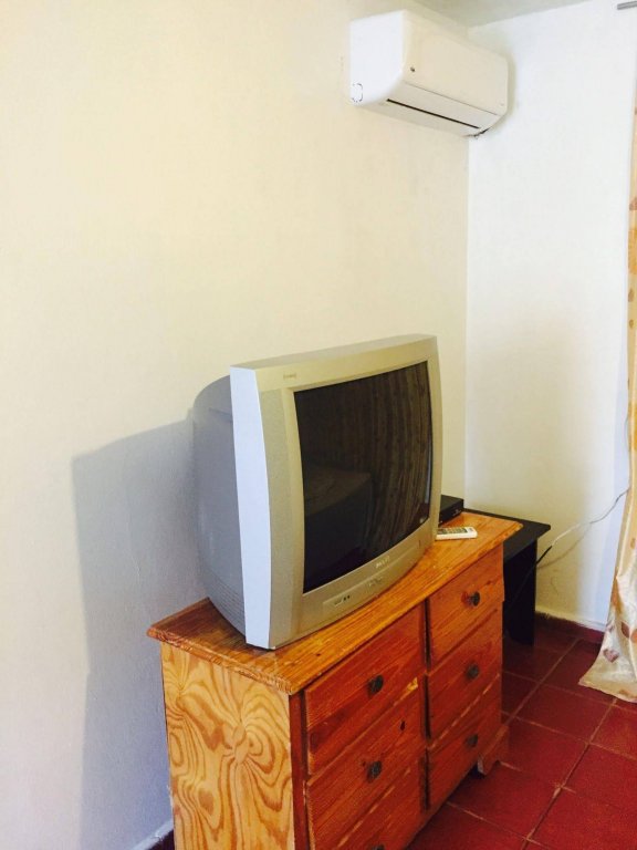 Фото Rocky's Rock & Blues Bar & Hotel