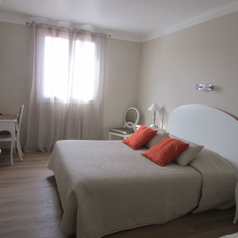 Фото Le Castelet Des Alpilles