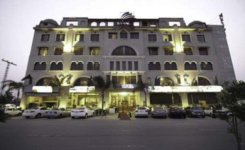 Гостиница Marvel Hotel в Лахоре