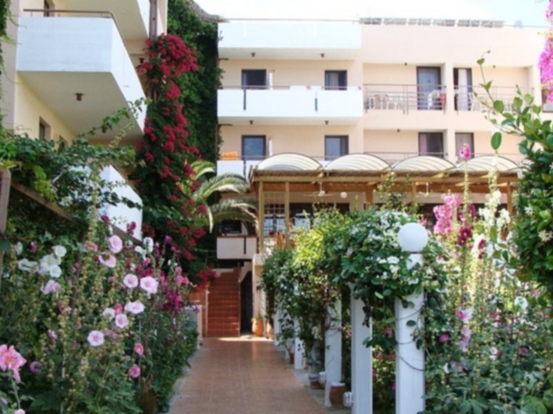 Фото Zephyros Beach Boutique Hotel