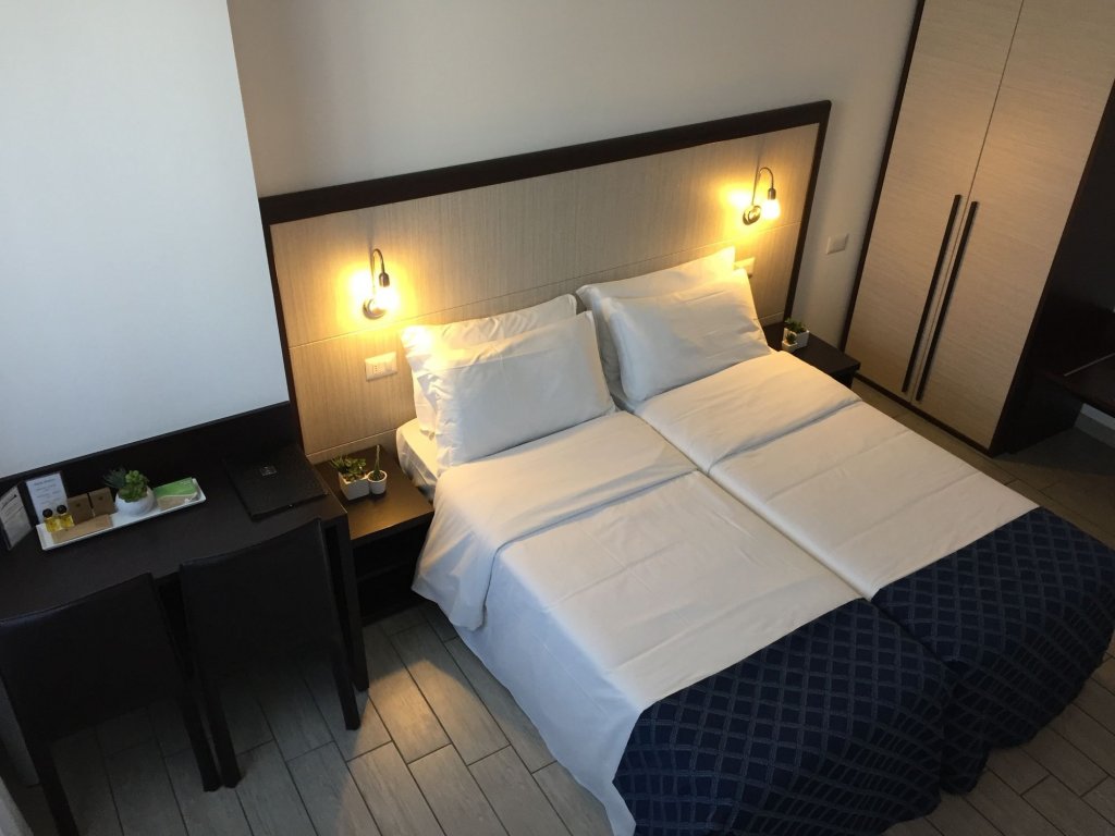 Фото AV Hotel Milano