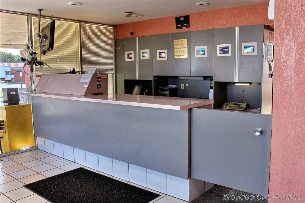 Фото Red Roof Inn Niagara Falls