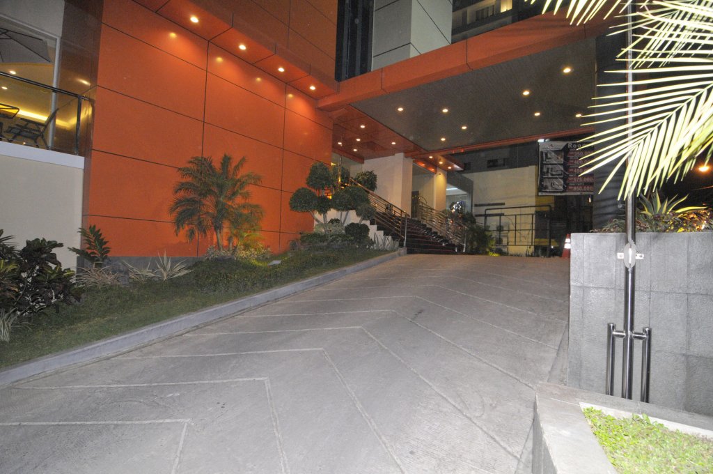 Фото Grand Asia Hotel